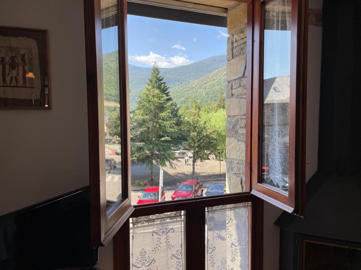 Apartaments Pirinenc Esterri D'Aneu Luaran gambar